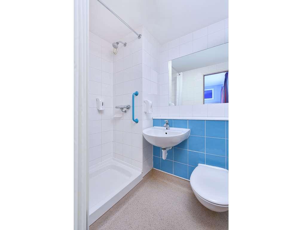 Travelodge Birmingham Central Broadway Plaza Rom bilde