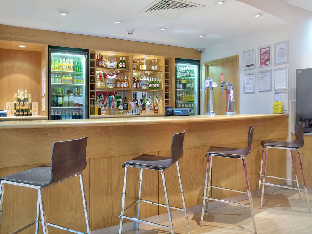 Travelodge Birmingham Central Broadway Plaza Restaurant bilde